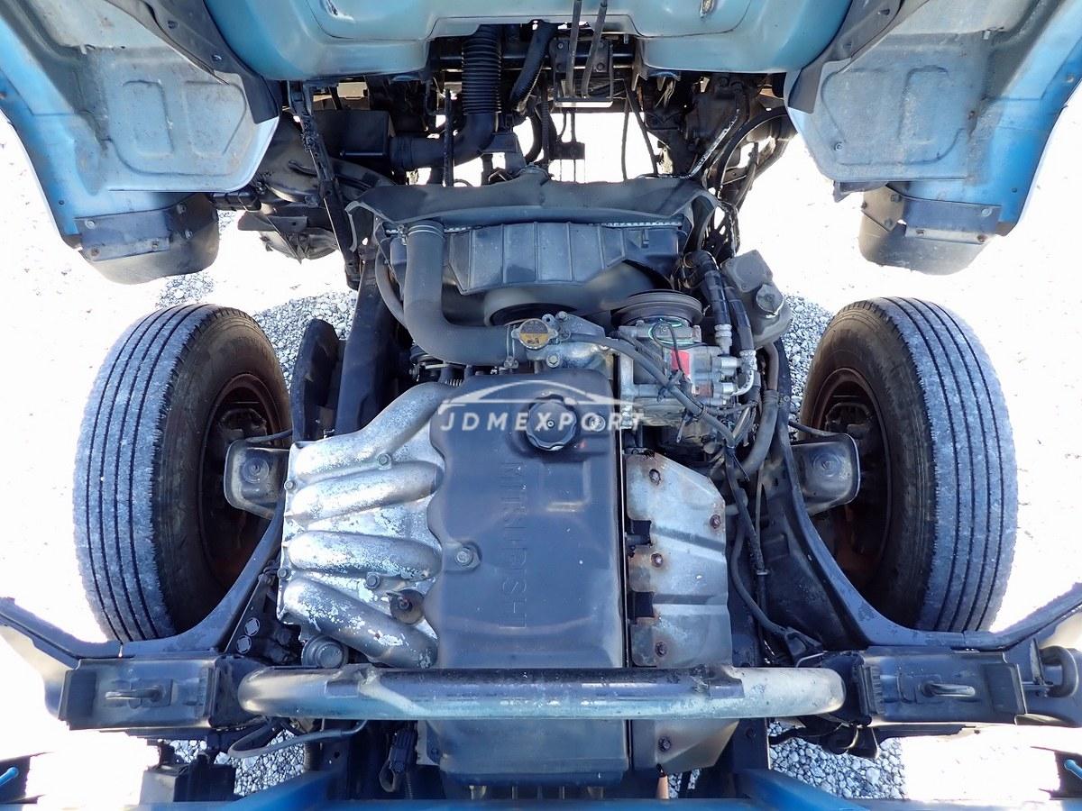 Mitsubishi Fuso Canter 2000 thumbnail 52