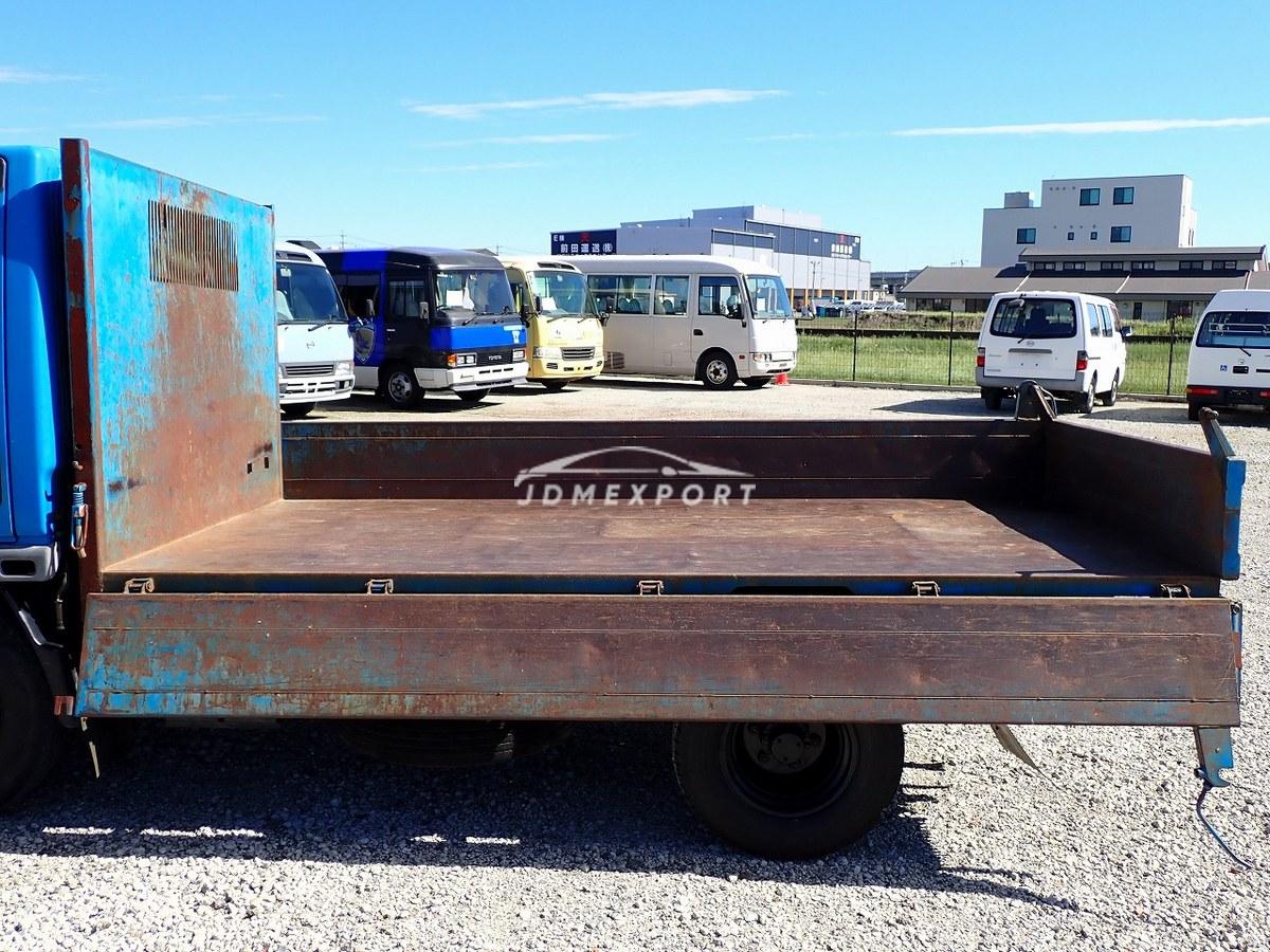 Mitsubishi Fuso Canter 2000 thumbnail 46