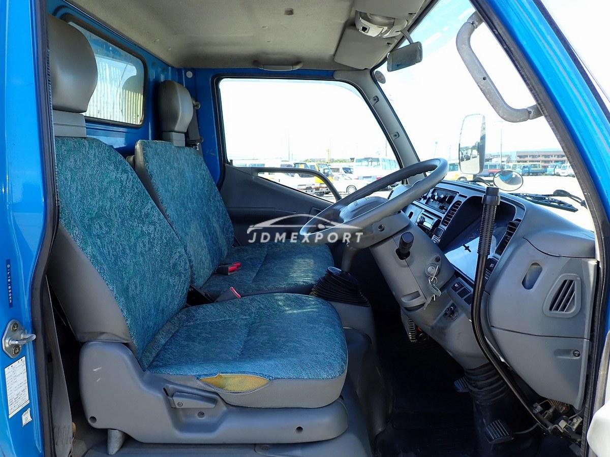 Mitsubishi Fuso Canter 2000 thumbnail 26