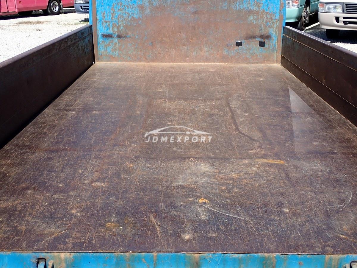 Mitsubishi Fuso Canter 2000 thumbnail 49