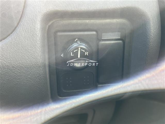 Nissan Sunny 1999 thumbnail 19