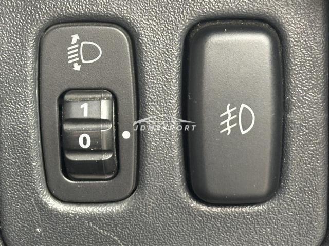 Mitsubishi Lancer 2001 thumbnail 3