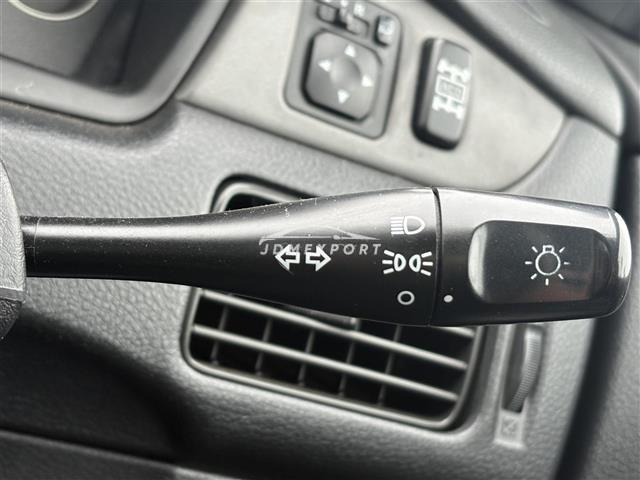 Mitsubishi Lancer 2001 thumbnail 24