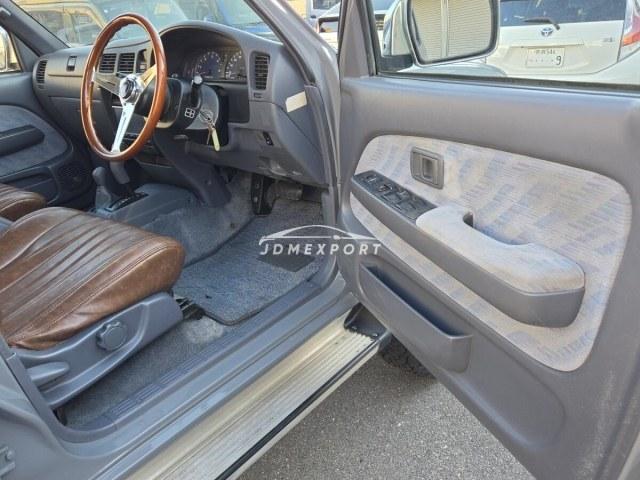 Toyota Hilux 1999 thumbnail 12