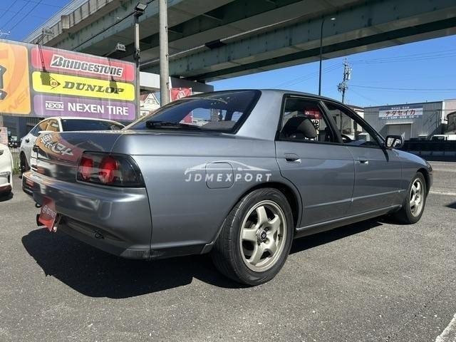 Nissan Skyline 1989 thumbnail 2