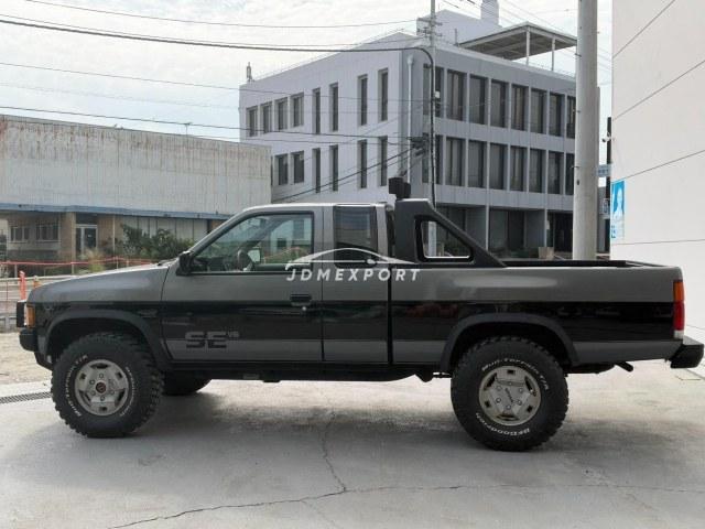 Nissan Datsun Pickup 1988 thumbnail 6