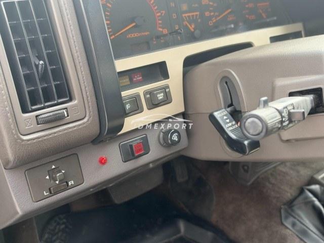 Nissan Datsun Pickup 1988 thumbnail 18