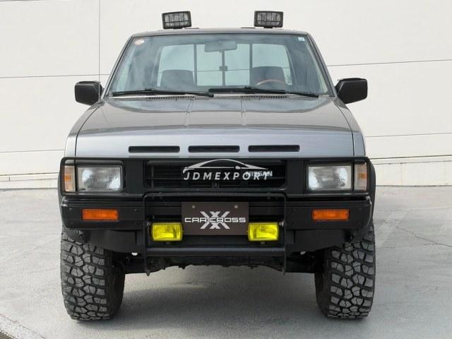 Nissan Datsun Pickup 1988 thumbnail 5