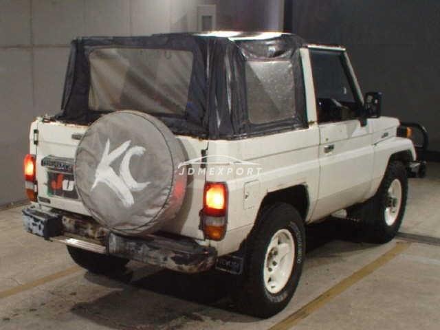 Toyota Land Cruiser 1986 thumbnail 6
