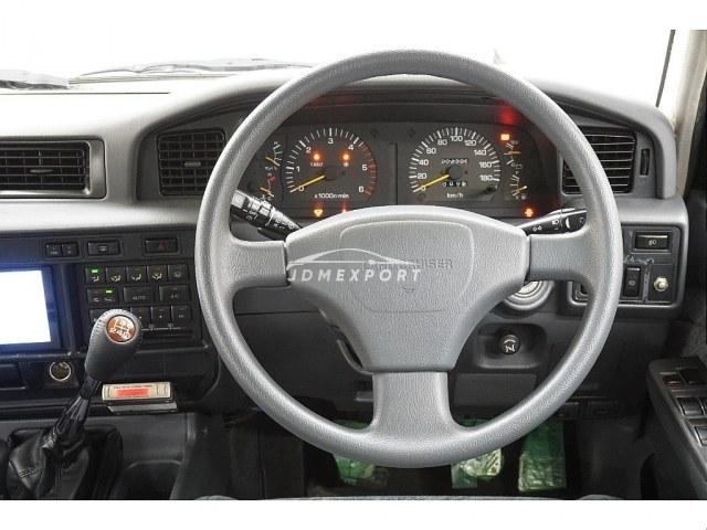 Toyota Land Cruiser 1996 thumbnail 11