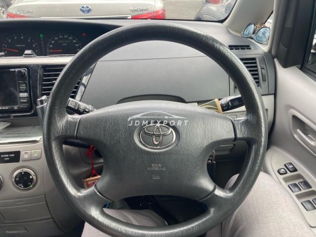 Toyota Voxy 2002 thumbnail 12