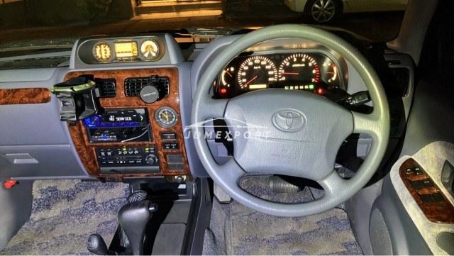 Toyota Land Cruiser Prado 2000 thumbnail 17