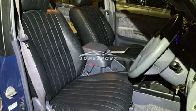 Toyota Land Cruiser Prado 2000 thumbnail 6