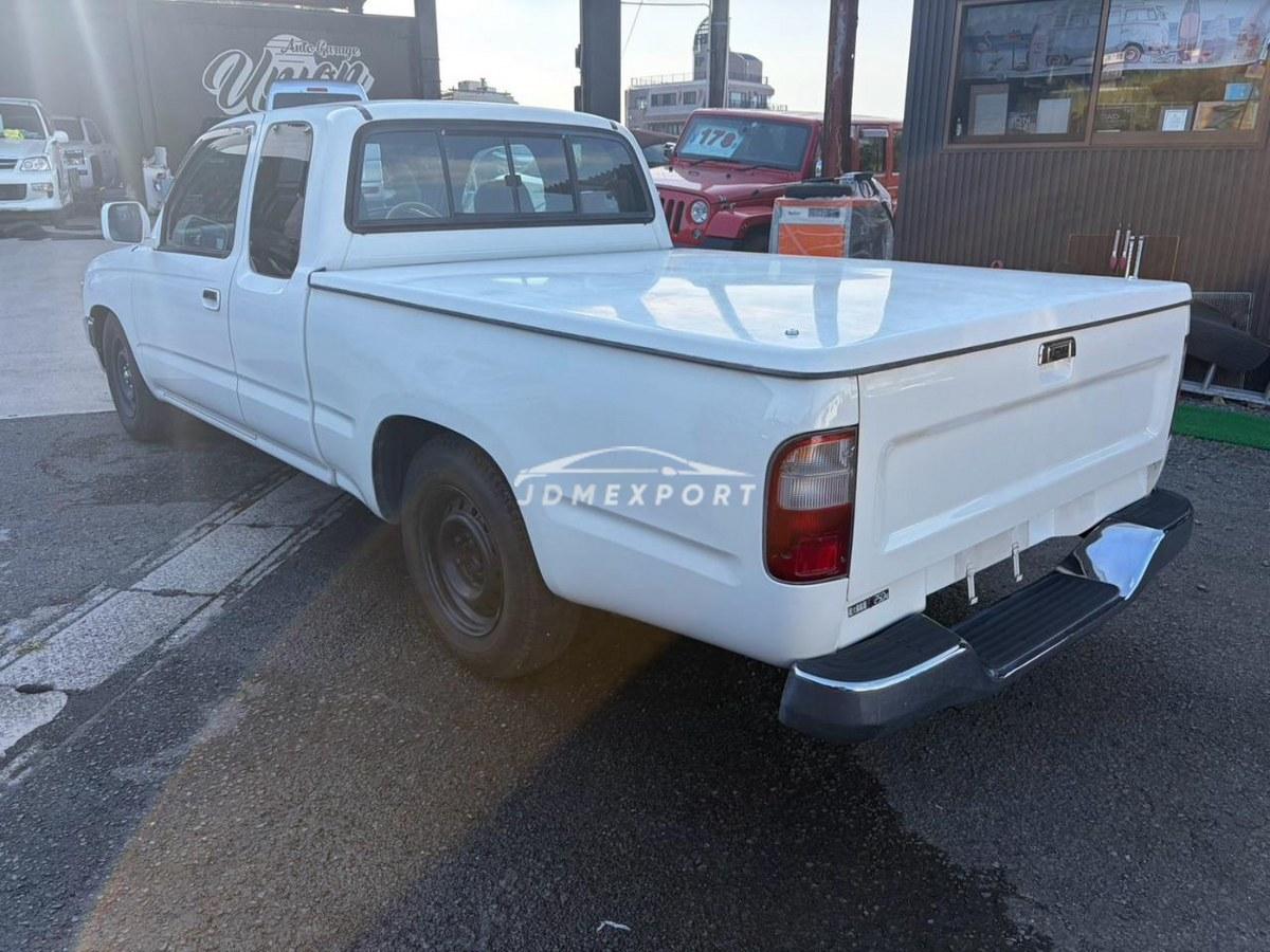 Toyota Hilux Sports Pick Up 2000 thumbnail 6