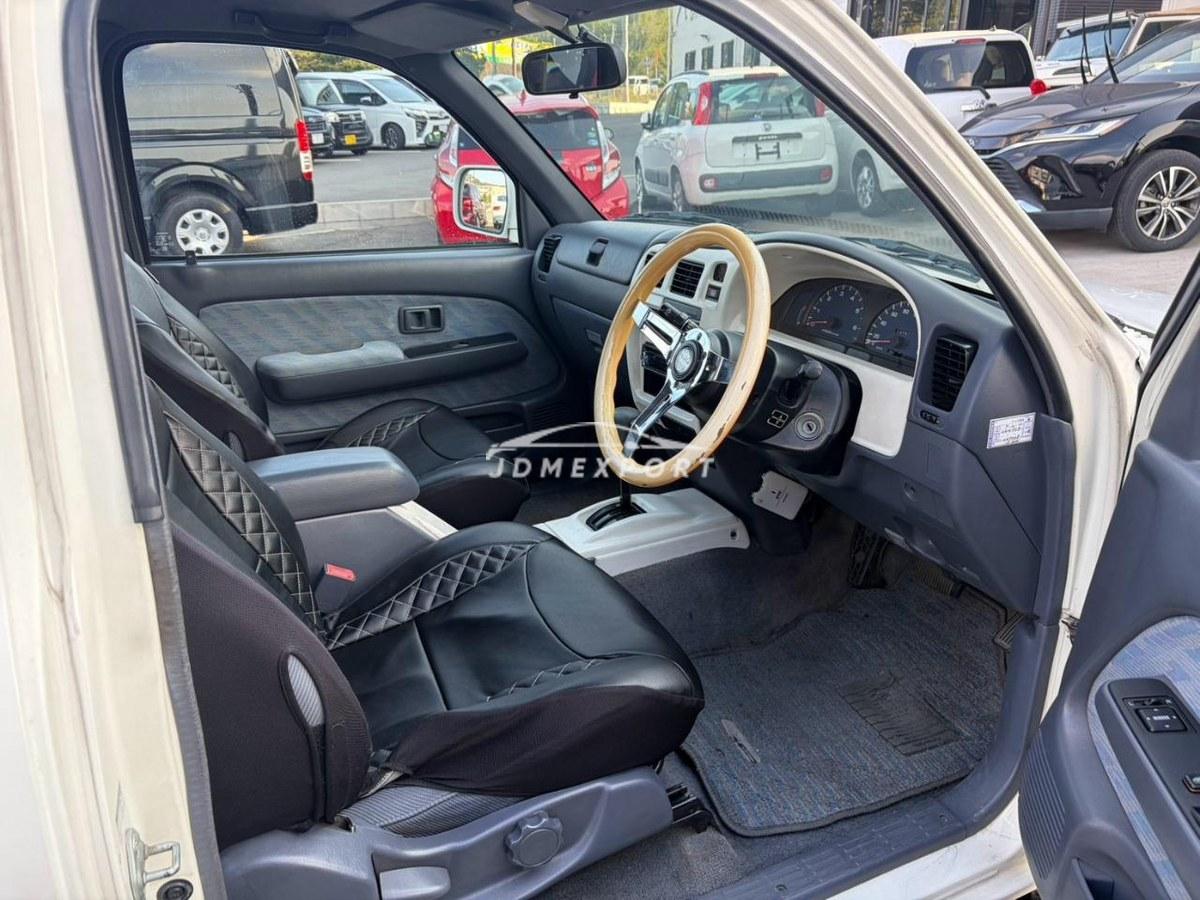 Toyota Hilux Sports Pick Up 2000 thumbnail 20