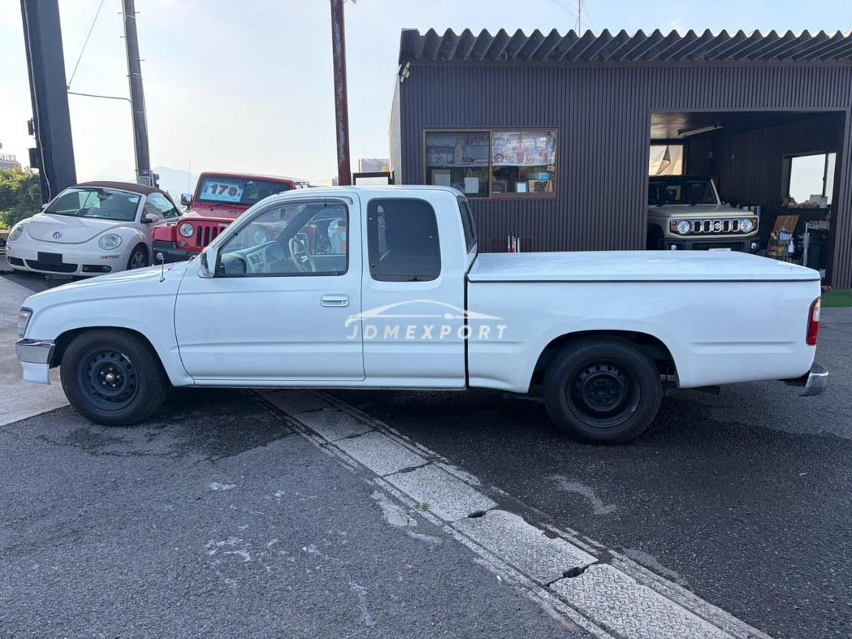 Toyota Hilux Sports Pick Up 2000 thumbnail 7