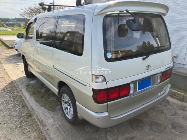 Toyota Granvia 1997 thumbnail 3