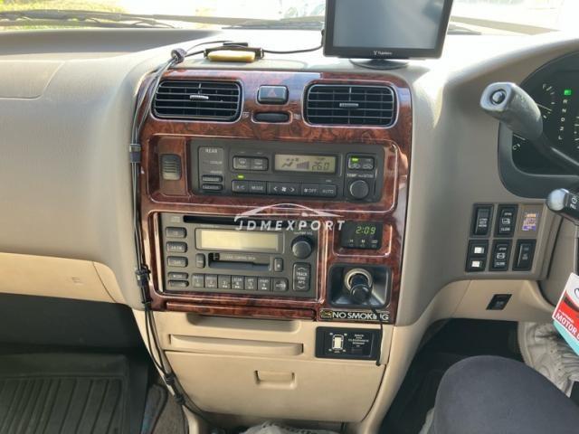 Toyota Granvia 1997 thumbnail 11