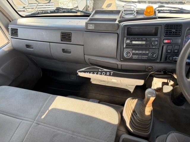 Mazda Titan 2001 thumbnail 18