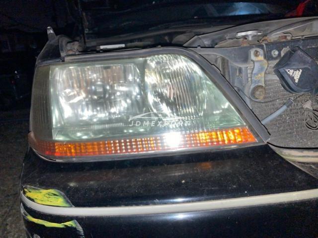 Toyota Crown Majesta 2001 thumbnail 6