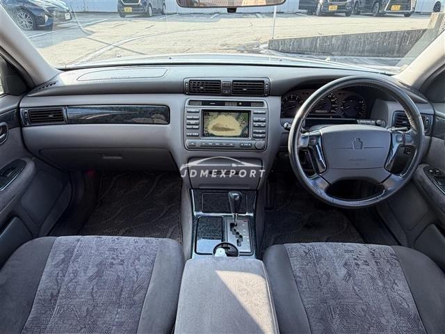 Toyota Crown Estate 2001 thumbnail 16