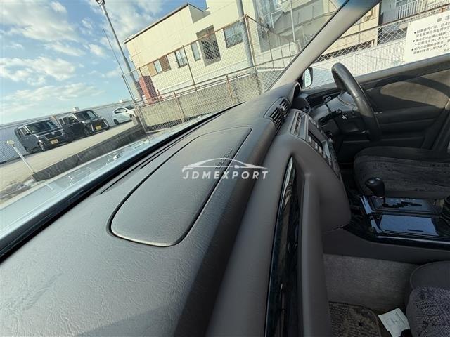 Toyota Crown Estate 2001 thumbnail 6