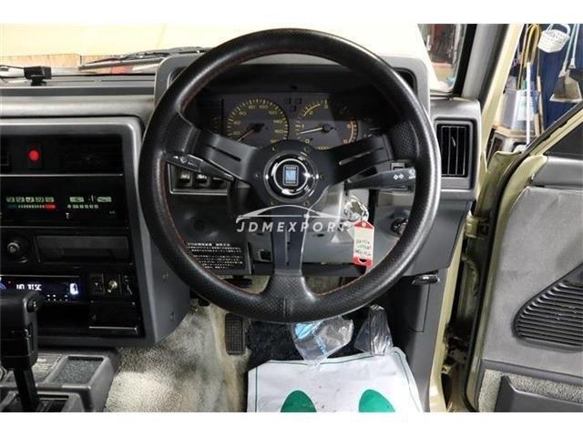 Nissan Safari Van 1991 thumbnail 9