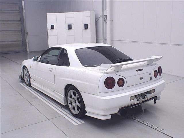 Nissan Skyline 1998 thumbnail 2