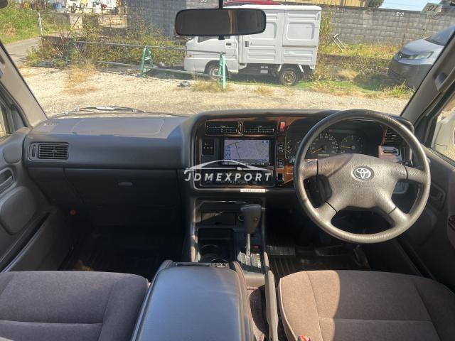 Toyota Hiace Wagon 2000 thumbnail 3