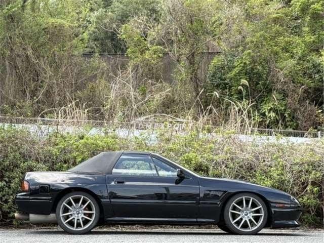 Mazda RX-7 1991 thumbnail 4