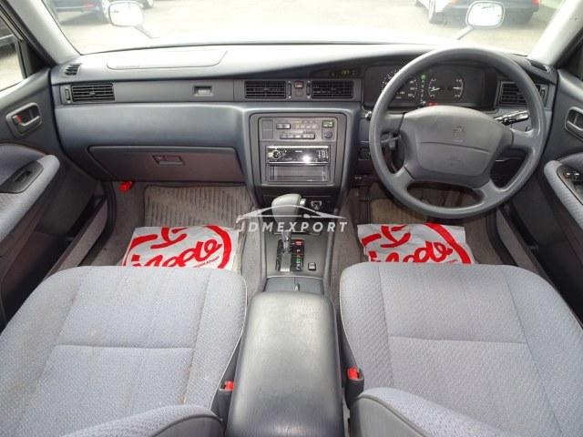 Toyota Crown 2001 thumbnail 3