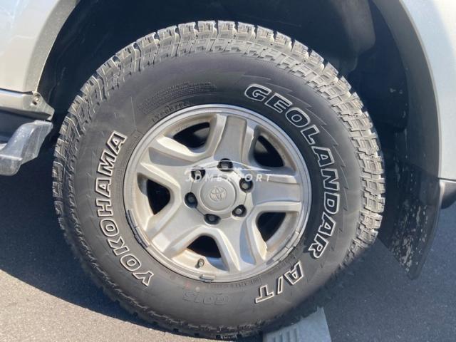 Toyota Land Cruiser Prado 1998 thumbnail 5
