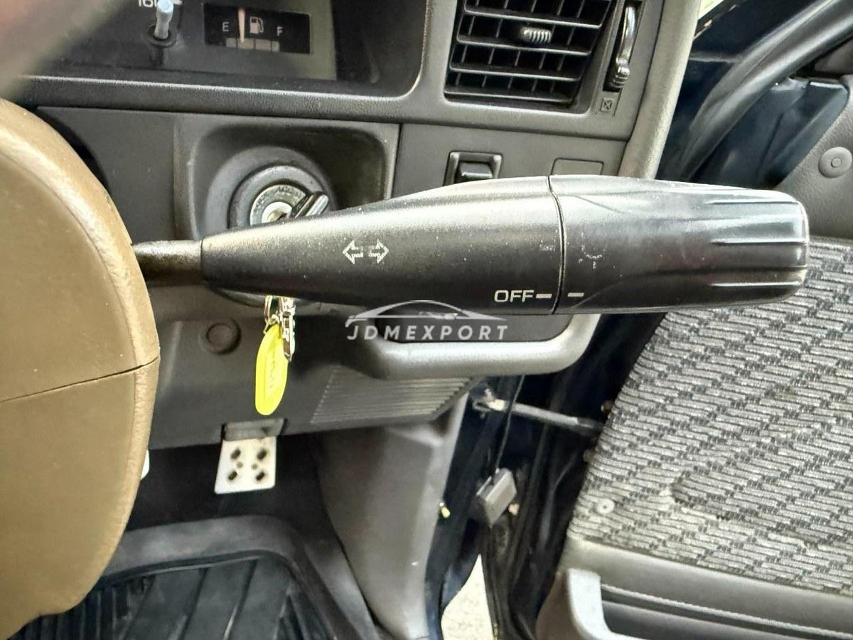Toyota Hilux Pick Up 1997 thumbnail 43