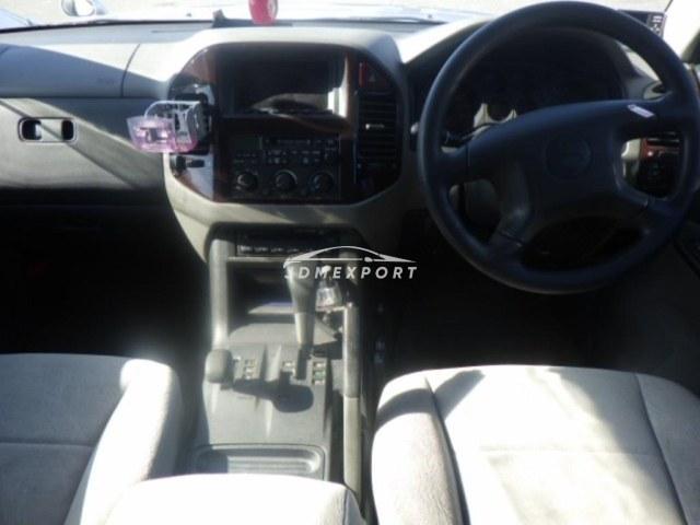 Mitsubishi Pajero 2001 thumbnail 4