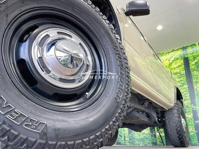 Toyota Hilux Surf 1999 thumbnail 12