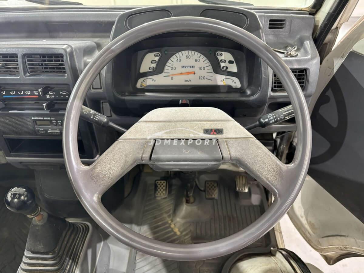 Mitsubishi Minicab Truck 1996 thumbnail 12