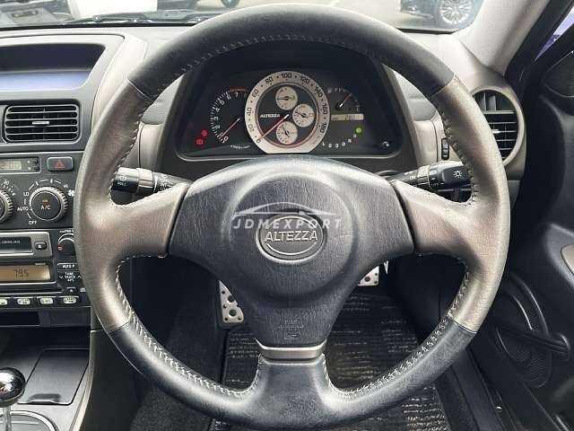 Toyota Altezza 1999 thumbnail 4