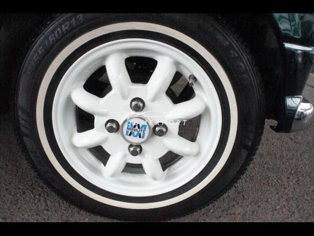 Daihatsu Mira Gino 2001 thumbnail 31