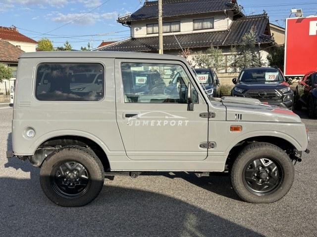 Suzuki Jimny 1998 thumbnail 7