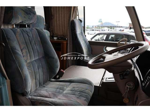 Toyota Coaster R 2000 thumbnail 6
