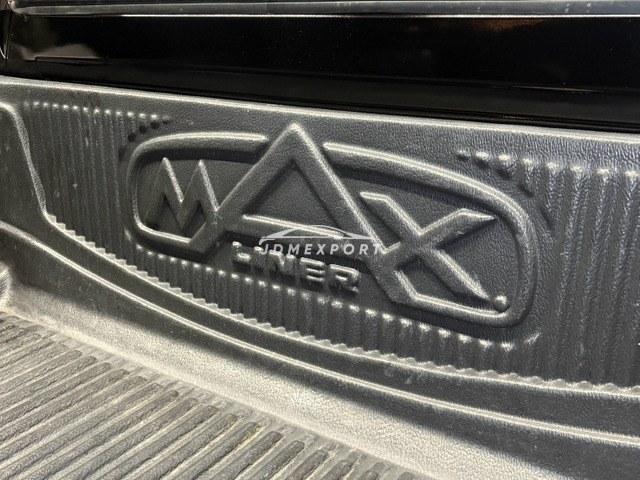 Toyota Hilux 2001 thumbnail 2