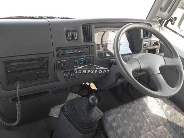 Nissan Civilian Bus 2001 thumbnail 11
