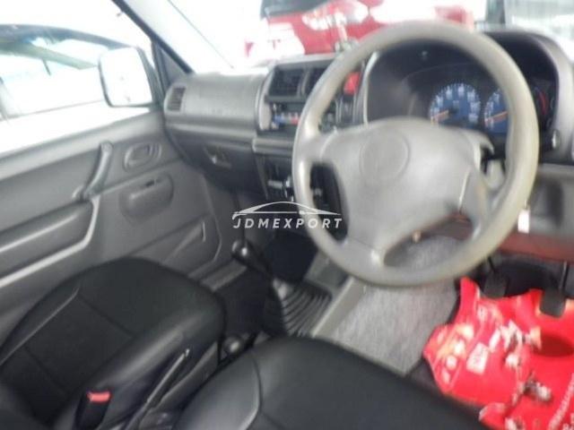 Suzuki Jimny 2001 thumbnail 4