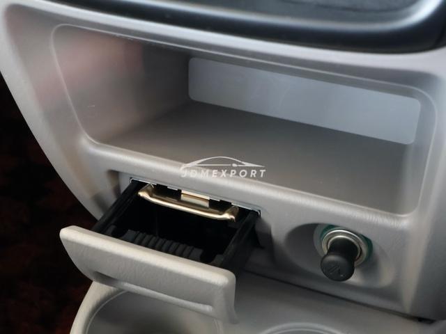Mazda Demio 2001 thumbnail 13