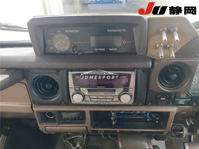 Toyota Land Cruiser Prado 1991 thumbnail 8