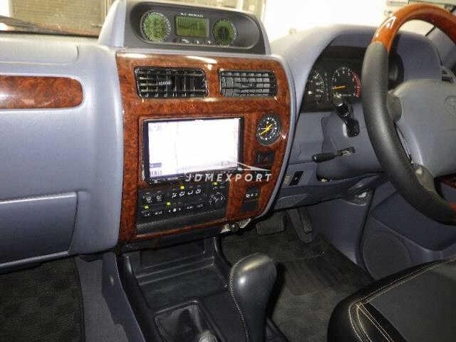 Toyota Land Cruiser Prado 1998 thumbnail 4