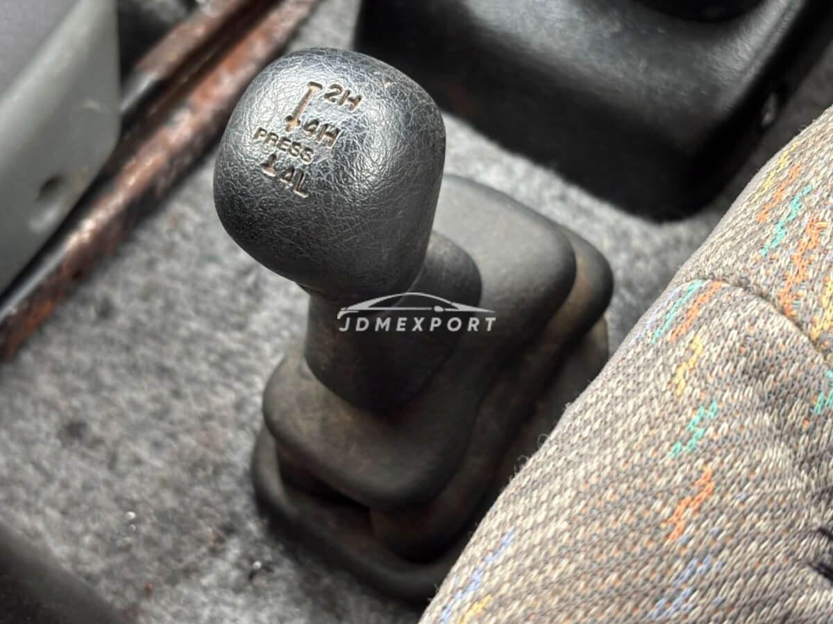 Suzuki Jimny 2000 thumbnail 23