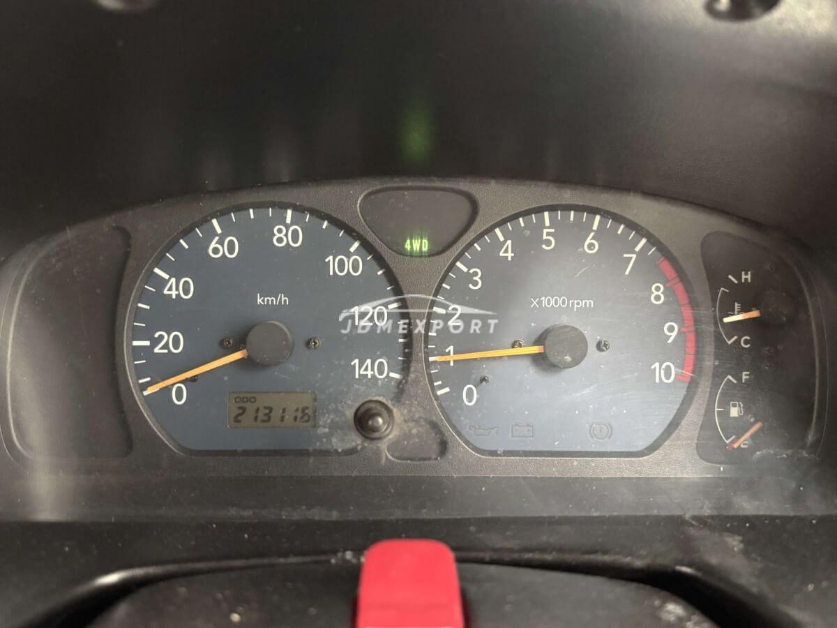 Suzuki Jimny 2000 thumbnail 17