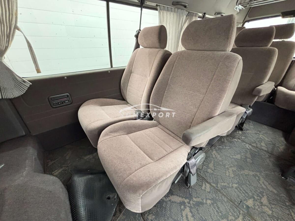 Toyota Hiace Wagon 2001 thumbnail 8