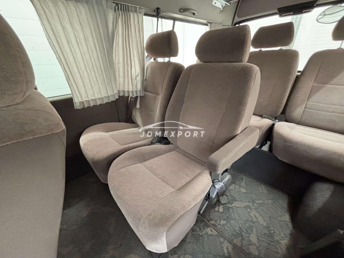 Toyota Hiace Wagon 2001 thumbnail 9